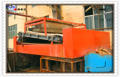 平板磁選機(jī)，福建平板磁選機(jī)怎么樣_皮帶老跑偏的磁筒更換工作原理_福建平板磁選機(jī)怎么樣及執(zhí)行標(biāo)準(zhǔn) 